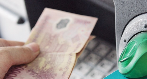 “Cháy” ATM dịp Tết: hứa nhiều, làm bao nhiêu? ảnh 1 “Cháy” ATM dịp Tết: hứa nhiều, làm bao nhiêu? ảnh 1